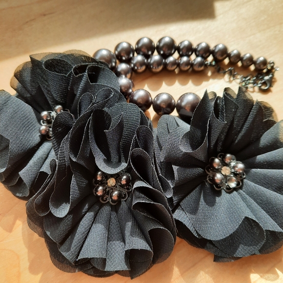 Grand subtle-Gothic jewelry set in mint condition - Picture 7 of 7